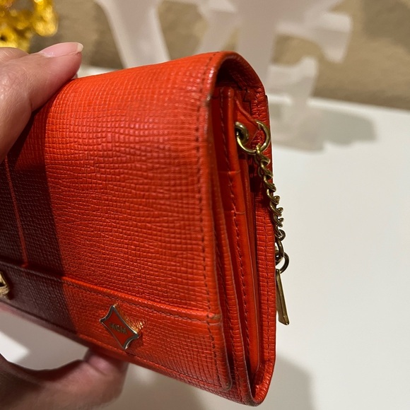 MCM LONG TRIFOLD WALLET - Picture 7 of 16